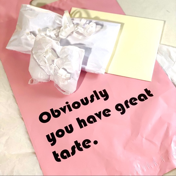 Hello from sunny LA! I’m Liora. - Picture 2 of 11